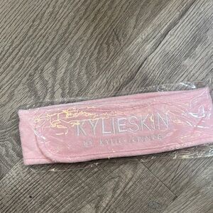 Kylie Skin Pink Headband